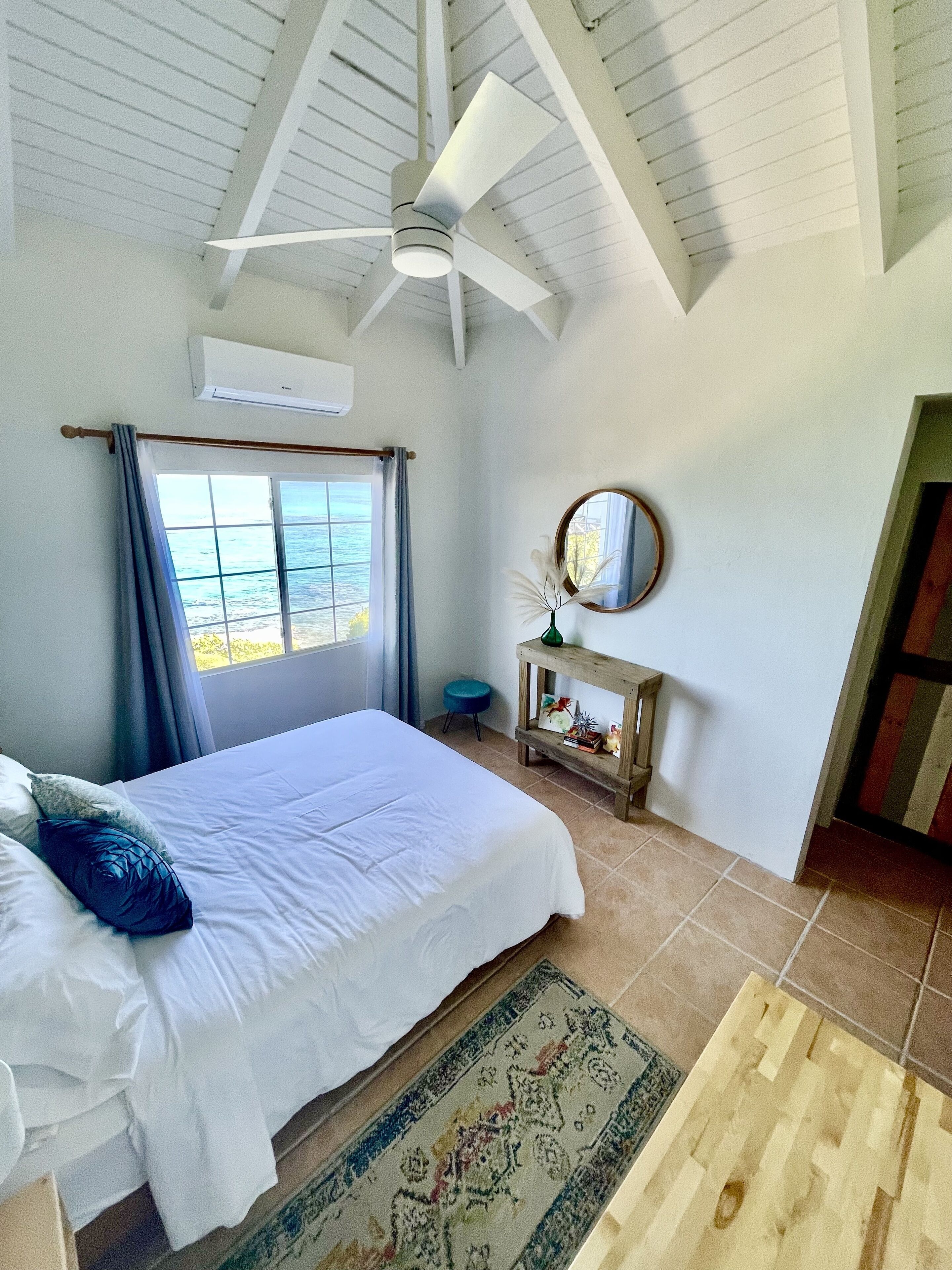 4 habitaciones y caja de seguridad en la habitación 
