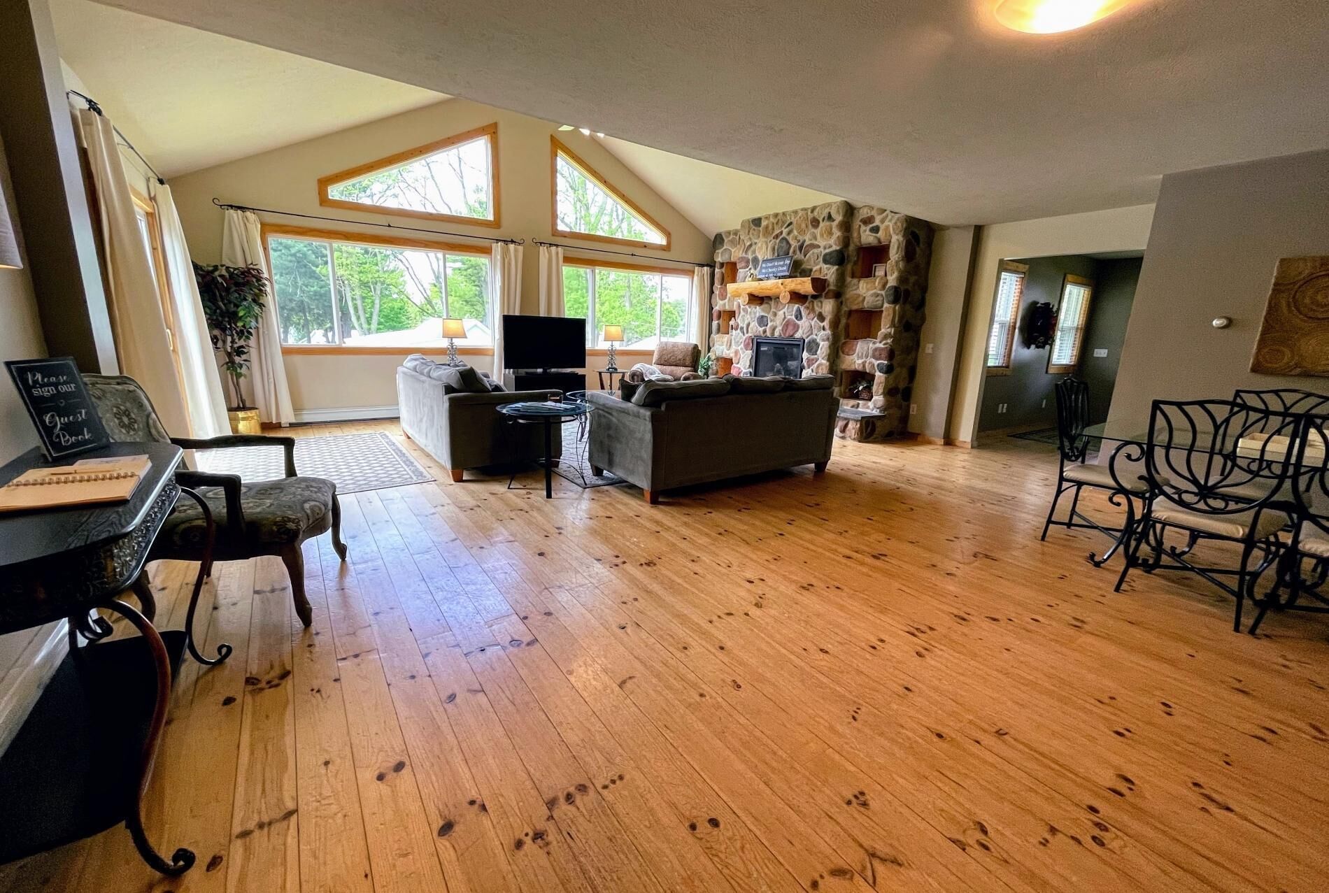 The "Big House" @ Brookside Resort