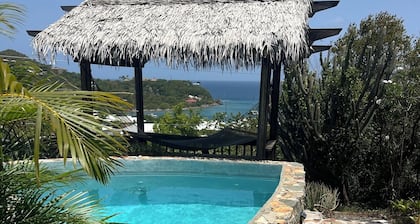 Poi Pu St John - Great Views, Total Privacy & Tesla Solar Backup System