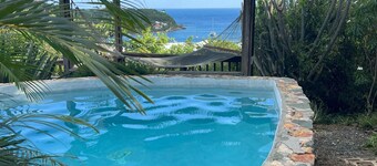 Poi Pu St John  - Great Views, Total Privacy & Tesla Solar Backup System