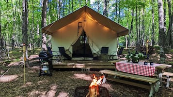 Tenda Mewah, 1 kamar tidur, patio, pemandangan resor | Pemandangan resor