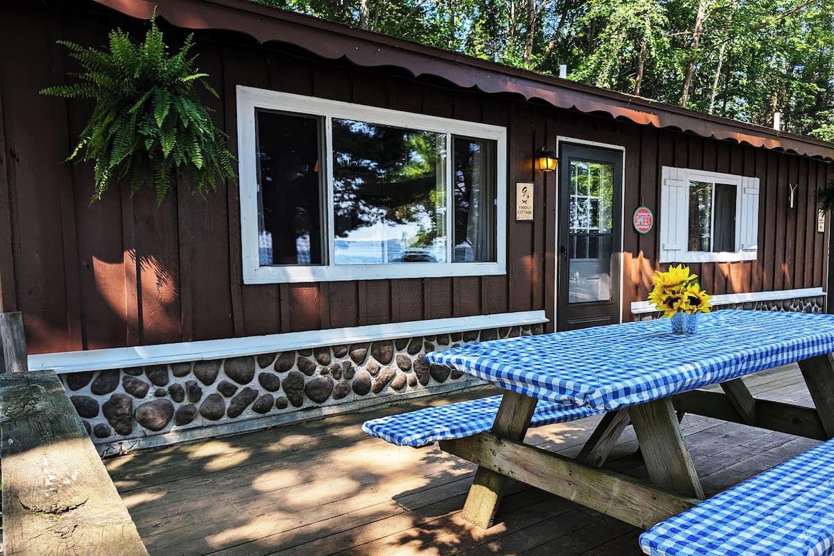 Firefly Cottage - Cabin #9 | Lake View (Premium Amenities Included!) | Terrace/patio