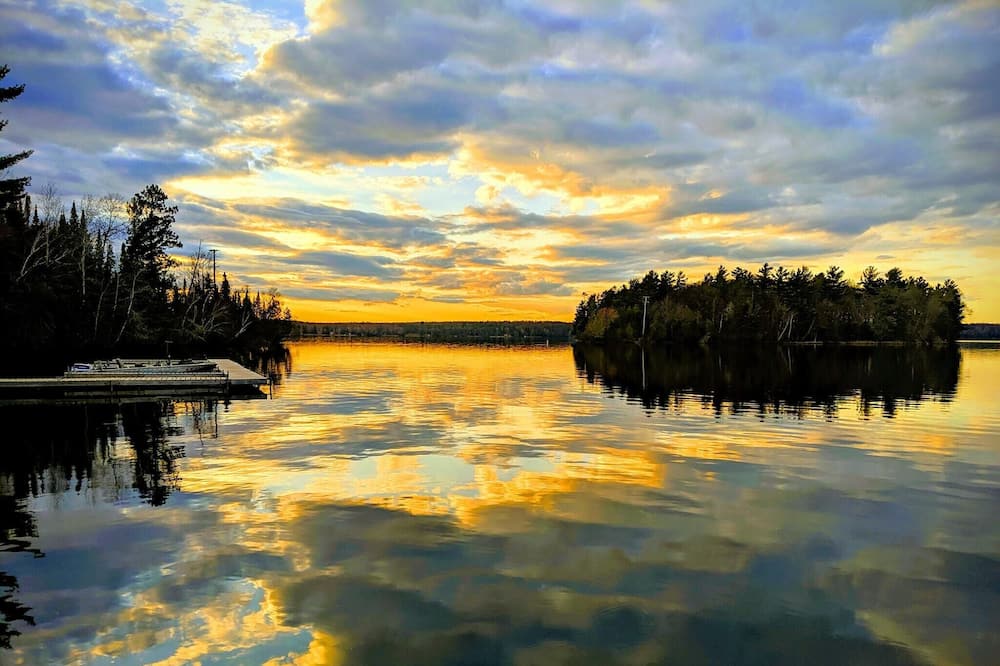 POV Lake Resort & Glamping Campground