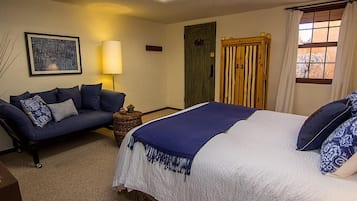 Queen Room (No Pets) | 1 bedroom, premium bedding, down duvets, individually decorated