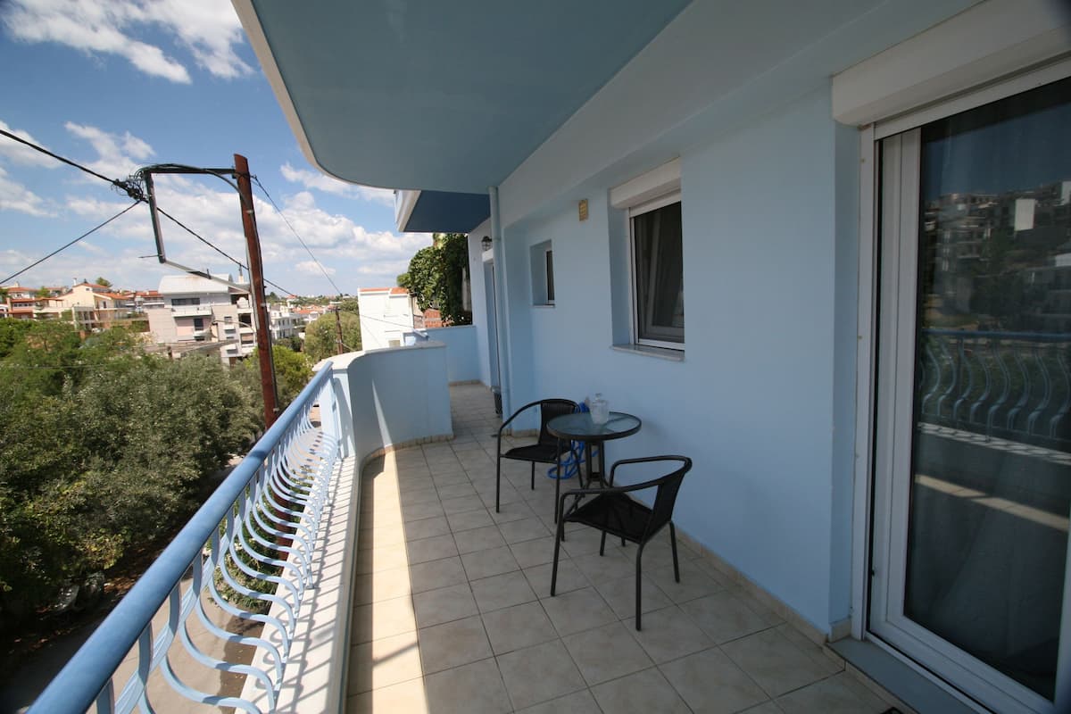 Superior Apartment, Multiple Beds, Garden View