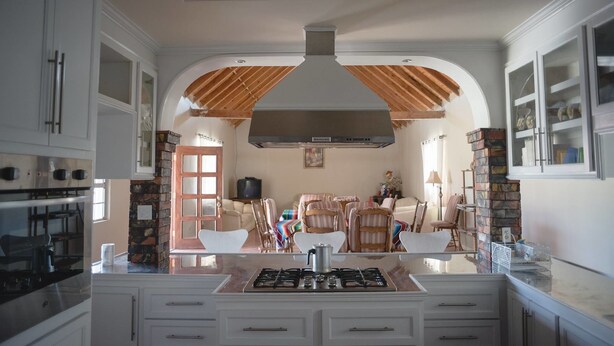 Deluxe House, Multiple Bedrooms, Non Smoking (30 pax) | Private kitchen - Hacienda Valdez (Valle de Guadalupe)