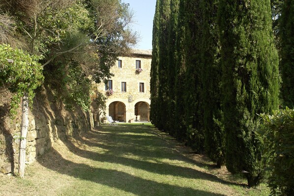 Exterior - Antico Convento I Cappuccini - Villa & Wedding Venue (Montalcino)
