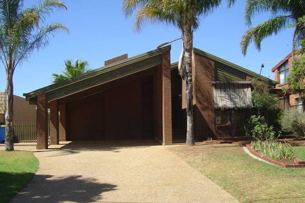 Bundalong Palms Holiday House