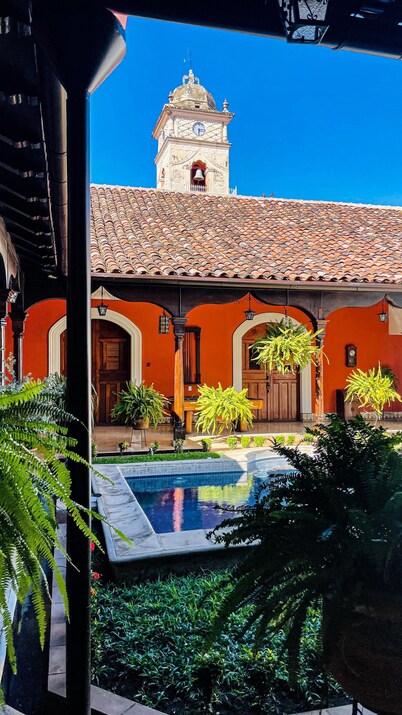 'Colonial House'