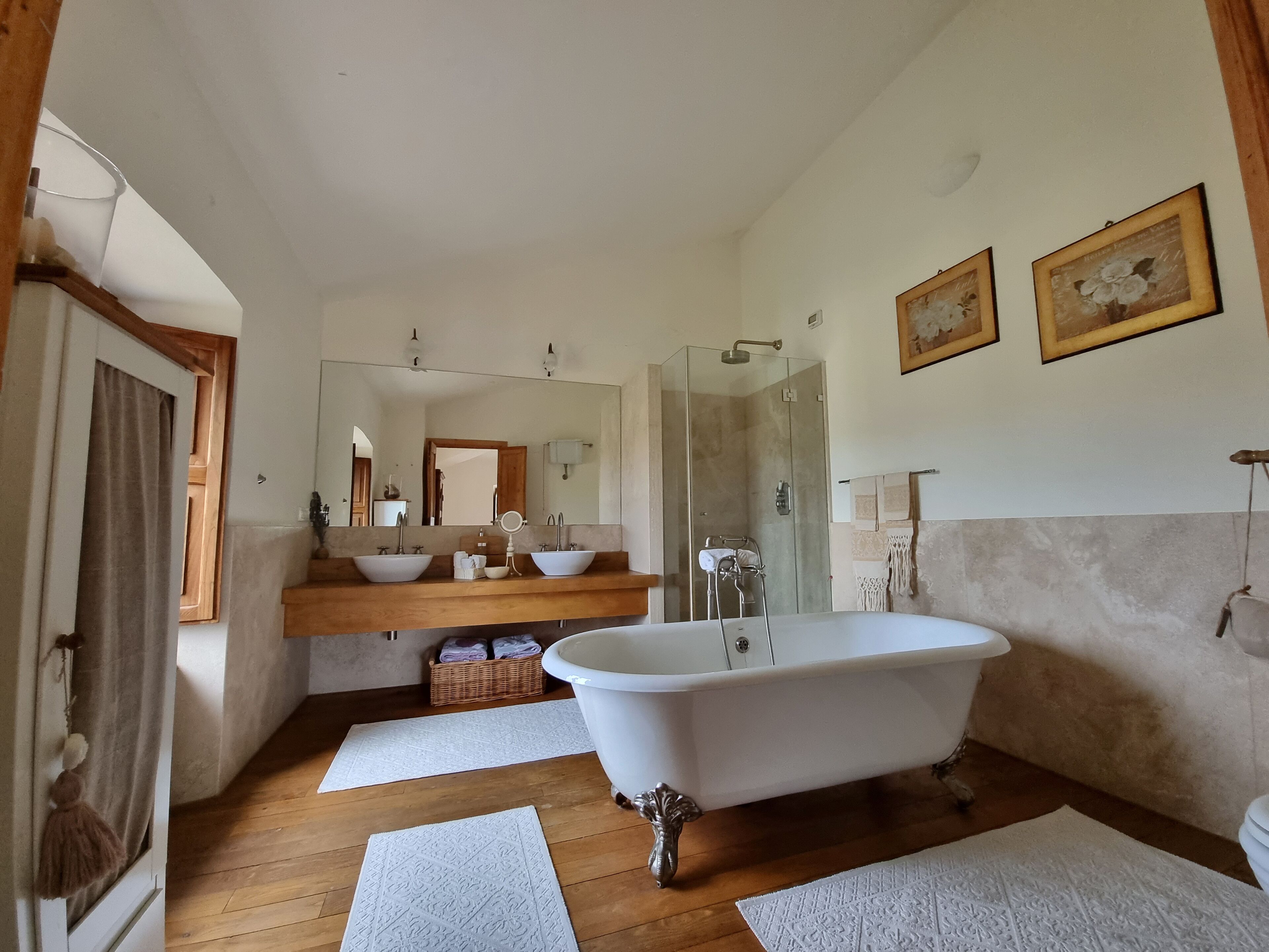 For your holiday totally 'green' and hidden from the chaos