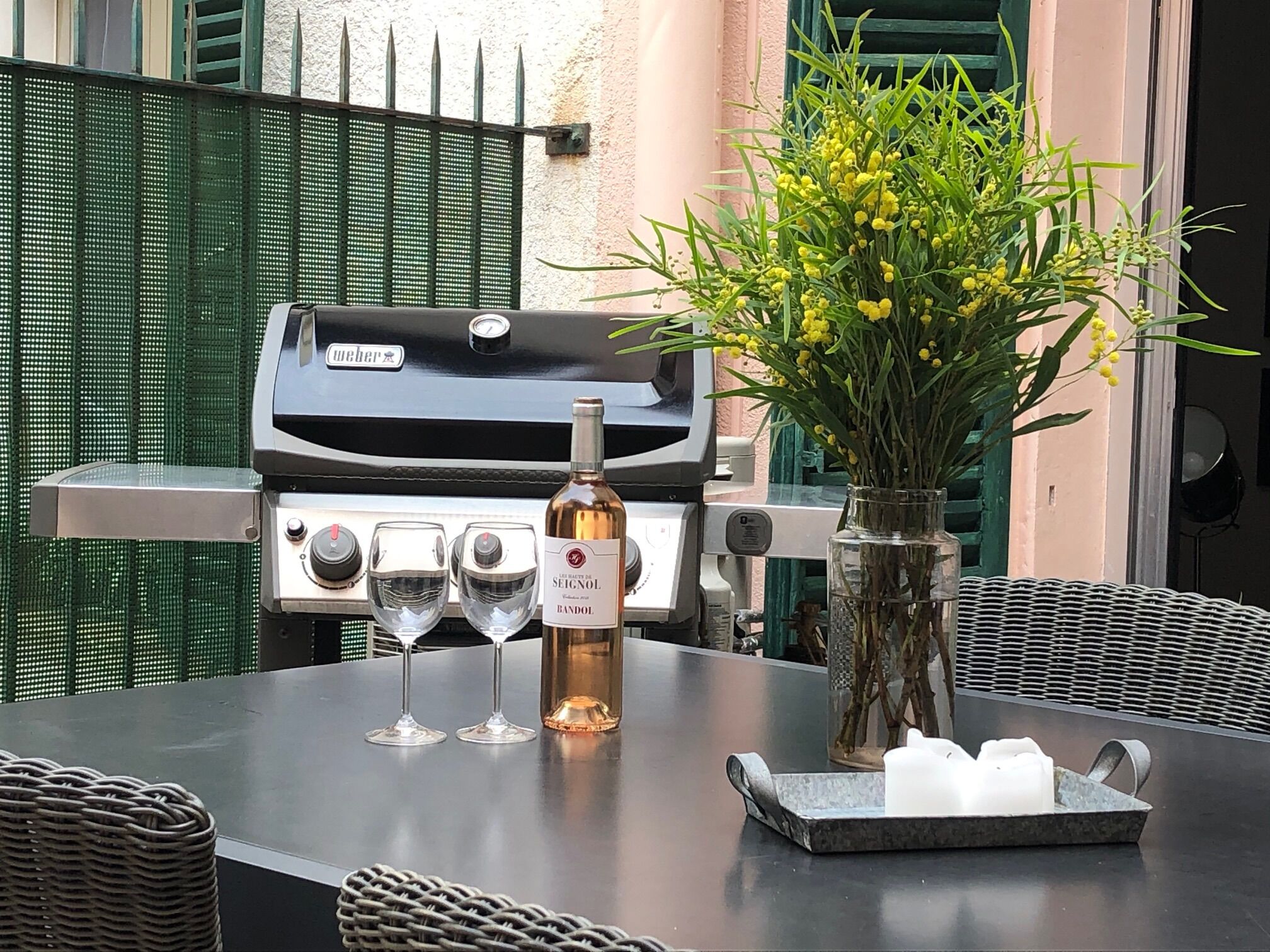 Central location, Palais and beach, high quality and a large terrace