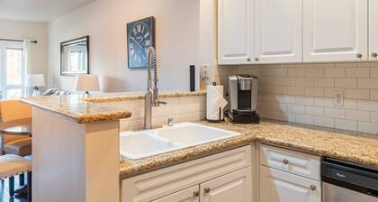 Walk to all Kirkland has to offer