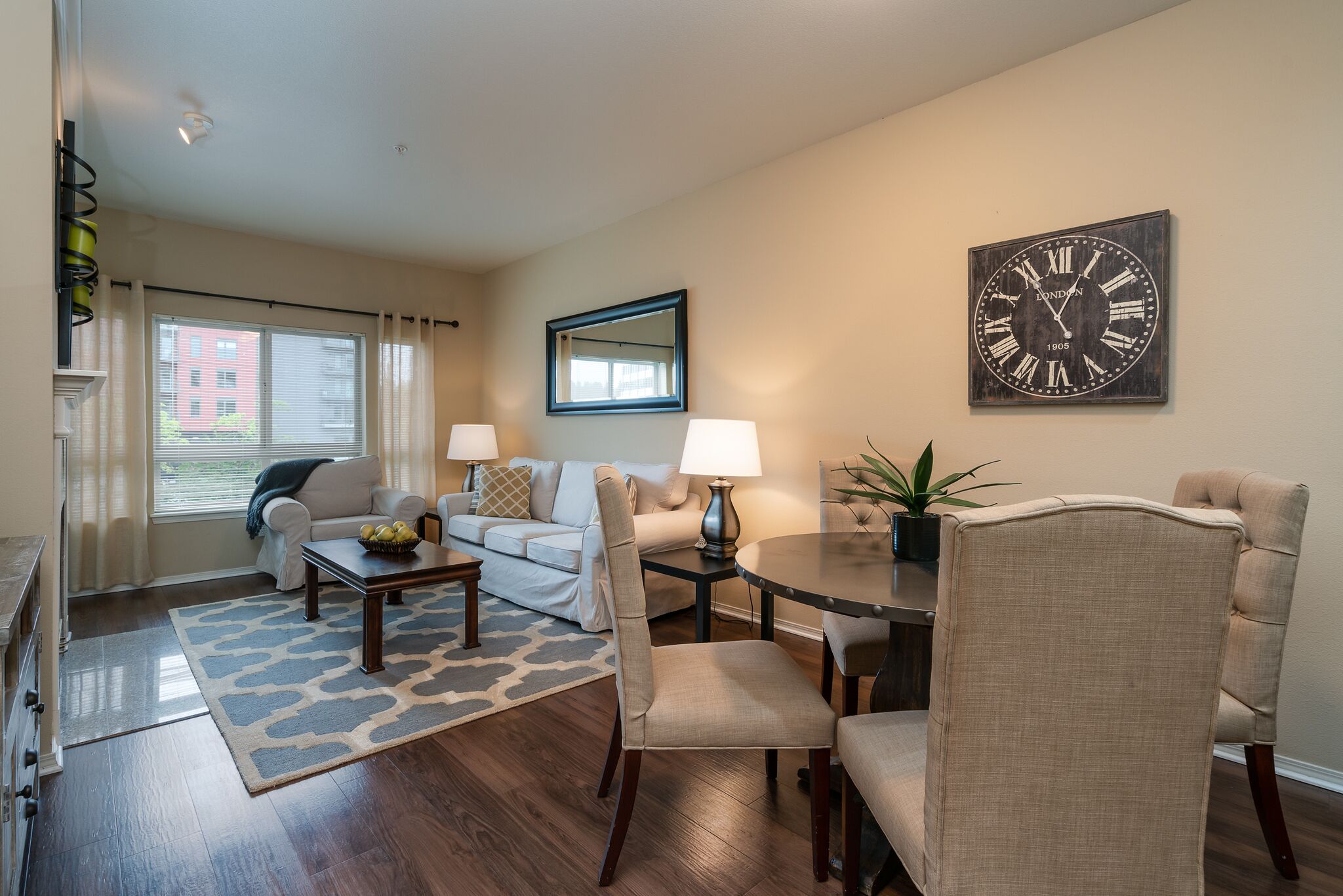 Walk To All Kirkland Has To Offer - Kirkland