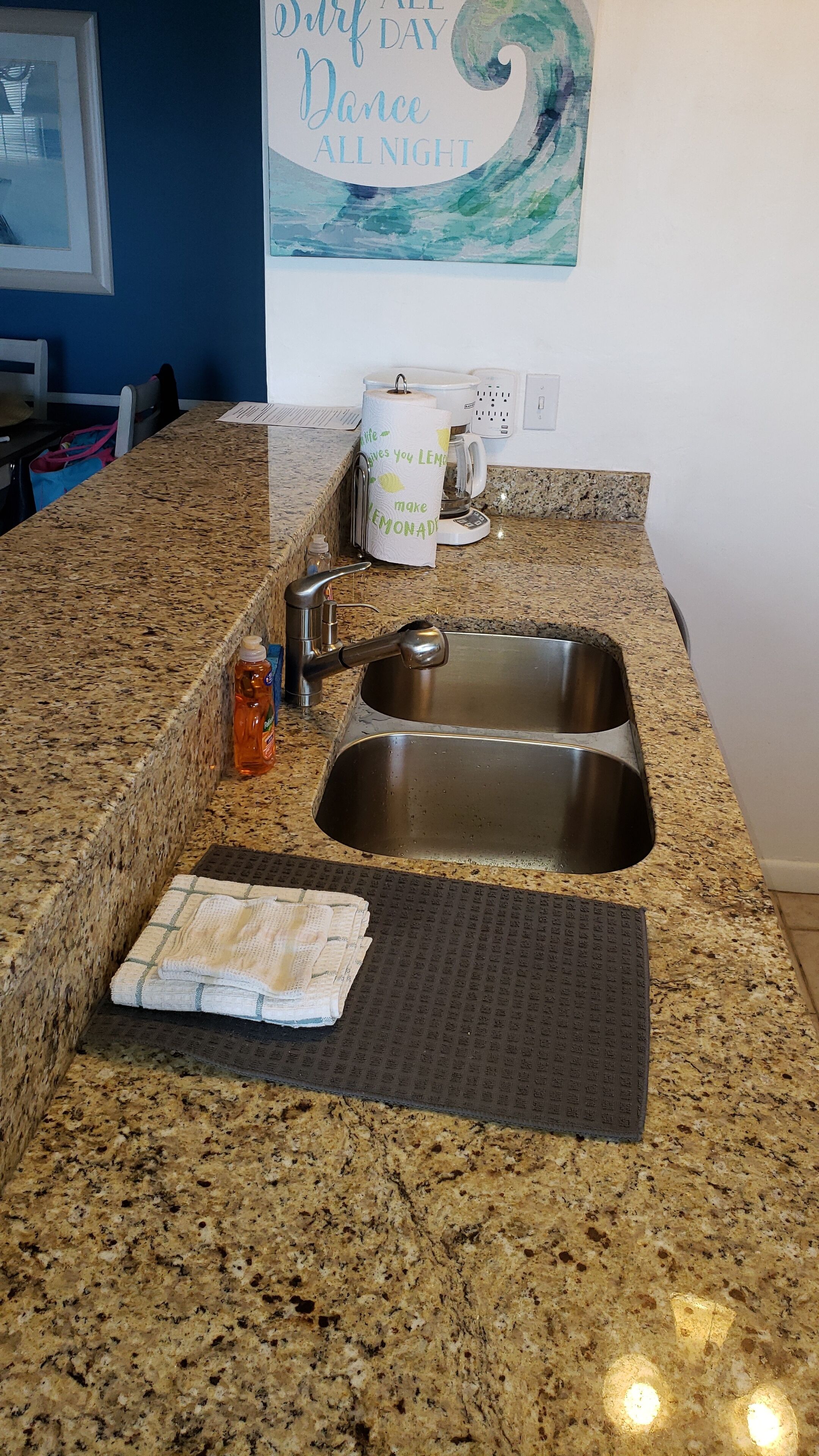 Stunning 2 Bedroom condo on the beach. NOW Booking for Fall and Winter!!