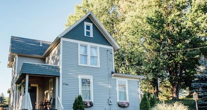 Neu mit modernem Komfort restauriert. Ausgezeichnete Lage, um Stadt und Land