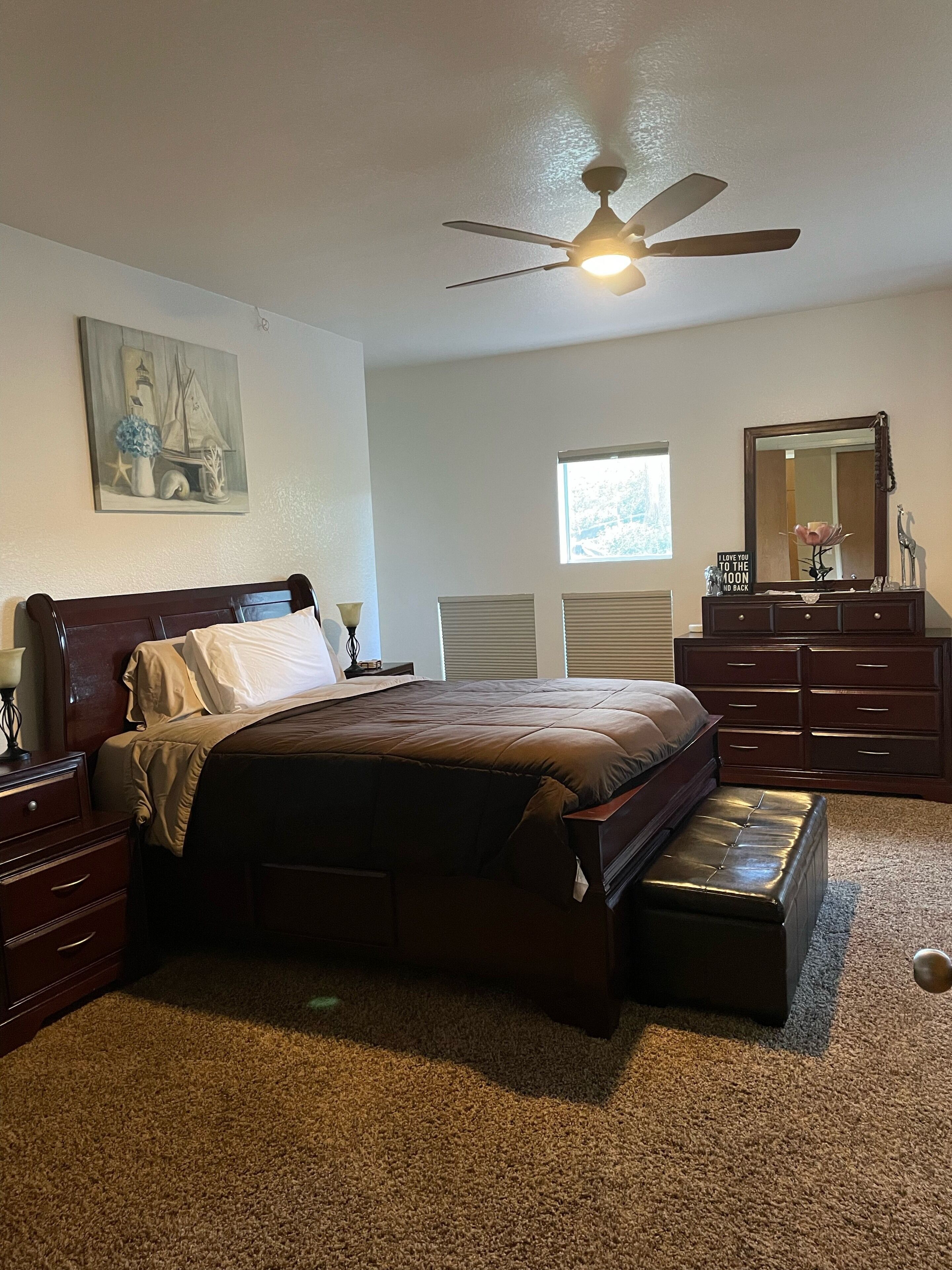 Relaxing, spacious, secluded house on the Calaveras River with private dock!