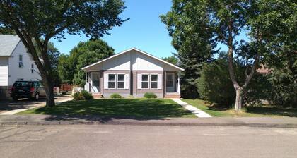 Campbell's Clean & Comfortable Modern Duplex 4472B