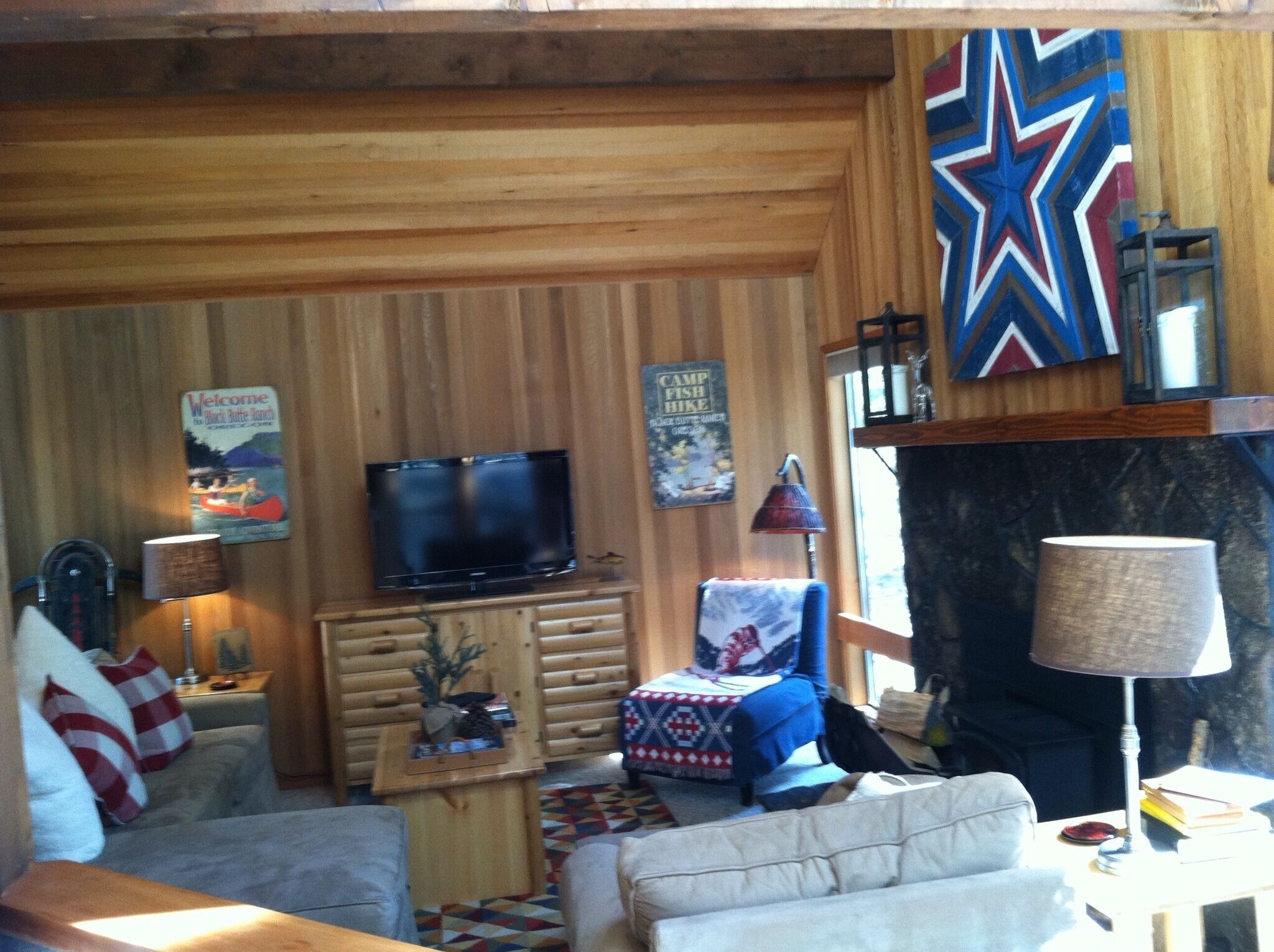 Cute Cabin, Centrally Located, Walk to Glaze Meadow Pool