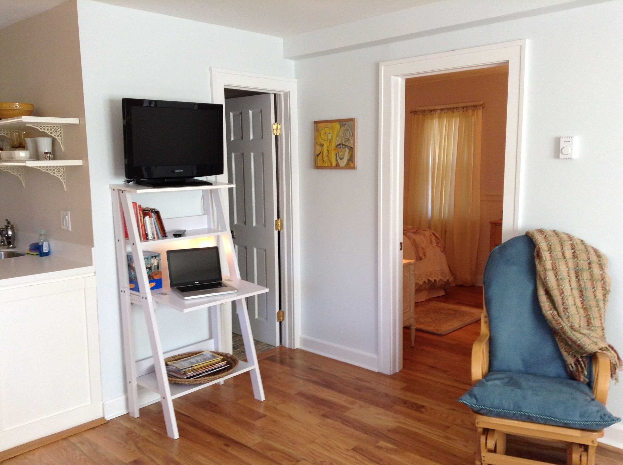 Renovated  Cottage in the Heart of Hudson Valley close to Walkway Over Hudson