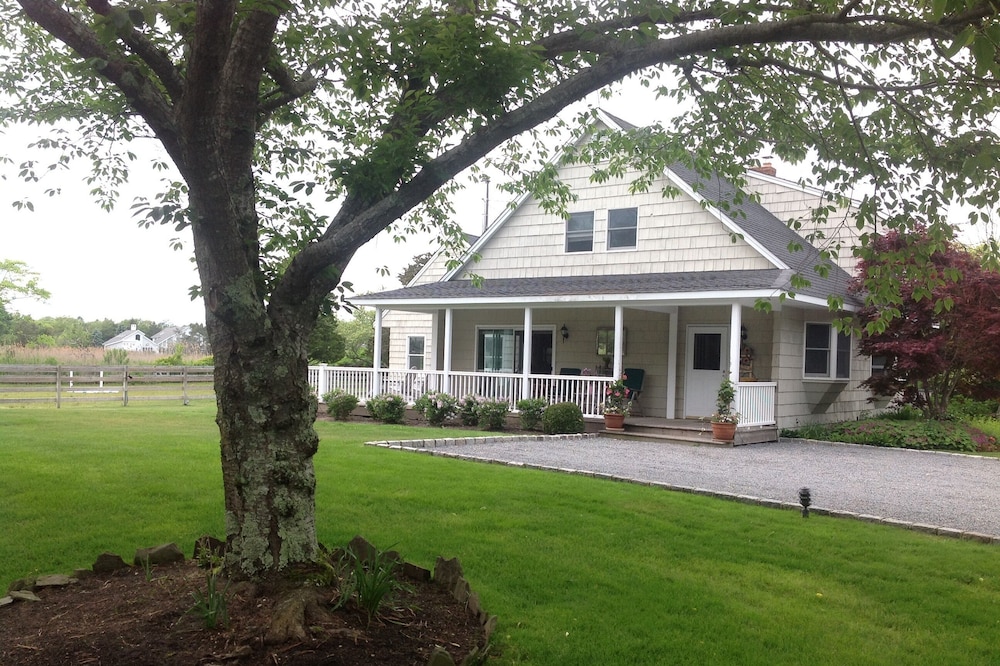 Welcome Home * Beautiful Horse Estate Guest House On Water By The Beach