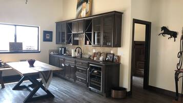 Fridge, microwave, coffee/tea maker, electric kettle