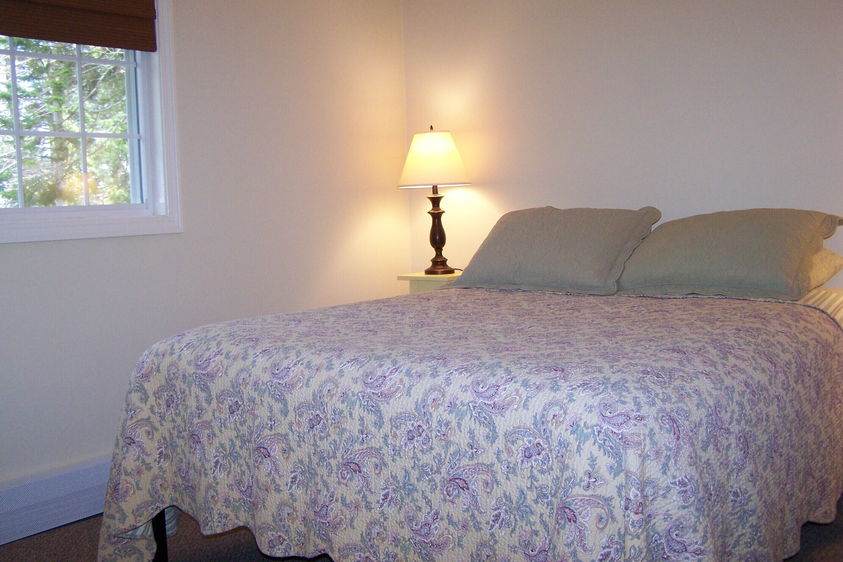 A Little Hideaway at the Edge of the Woods... Off Season Rates Kick in 11/1  