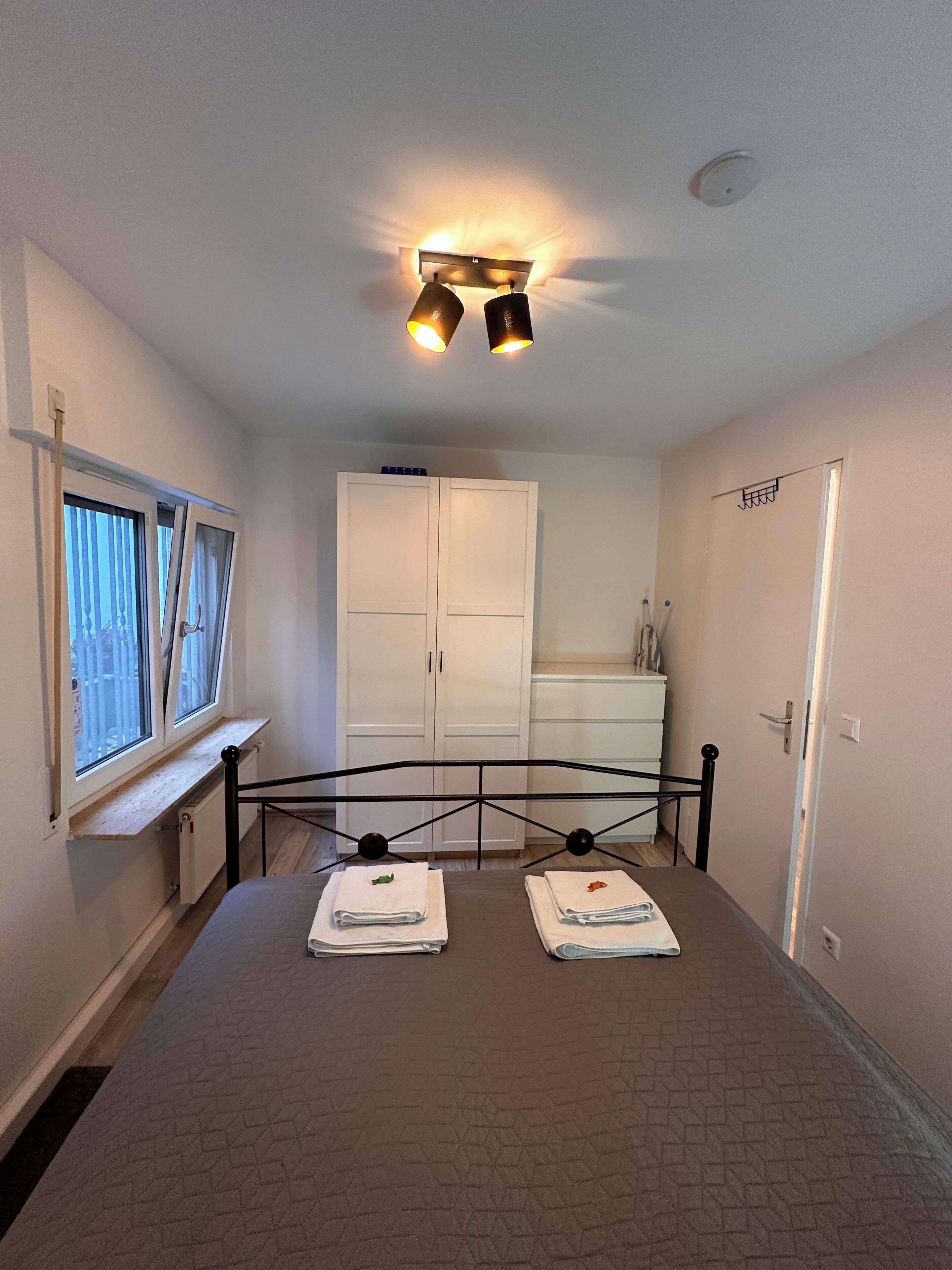 Sleeping room