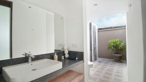 Dusche, Toilettenpapier