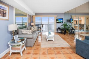Flat-screen TV - Ponte Vista 410 by Seaside Vacations & Sales (Ocean City)