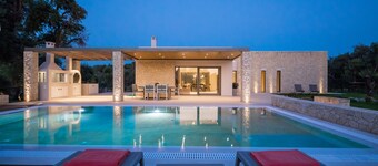 Ianira, Villa Privata Moderna Con Piscina