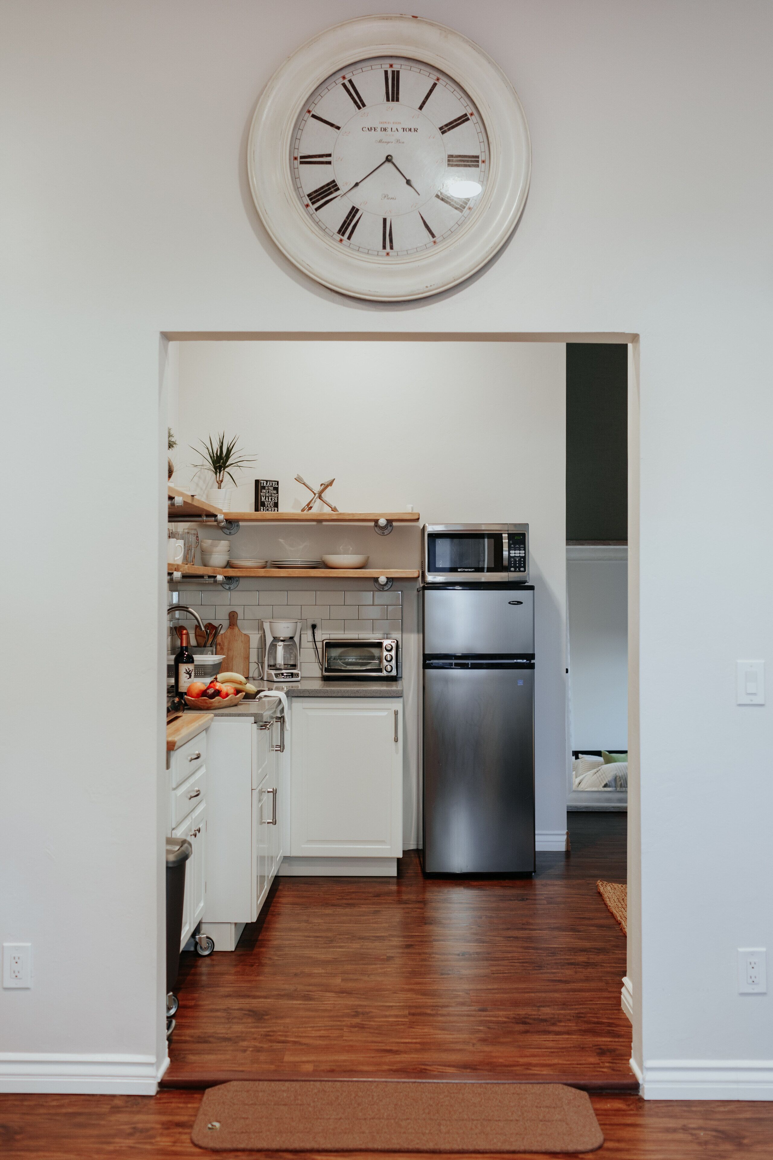 "Urban Retreat"  Enjoy a beautiful clean, quiet apartment just for you in SD 🌞