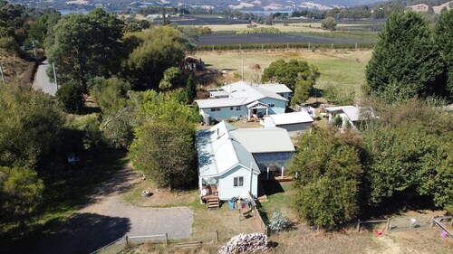 Possumbrook Cottage  3 Kiles Road Castle Forbes Bay 