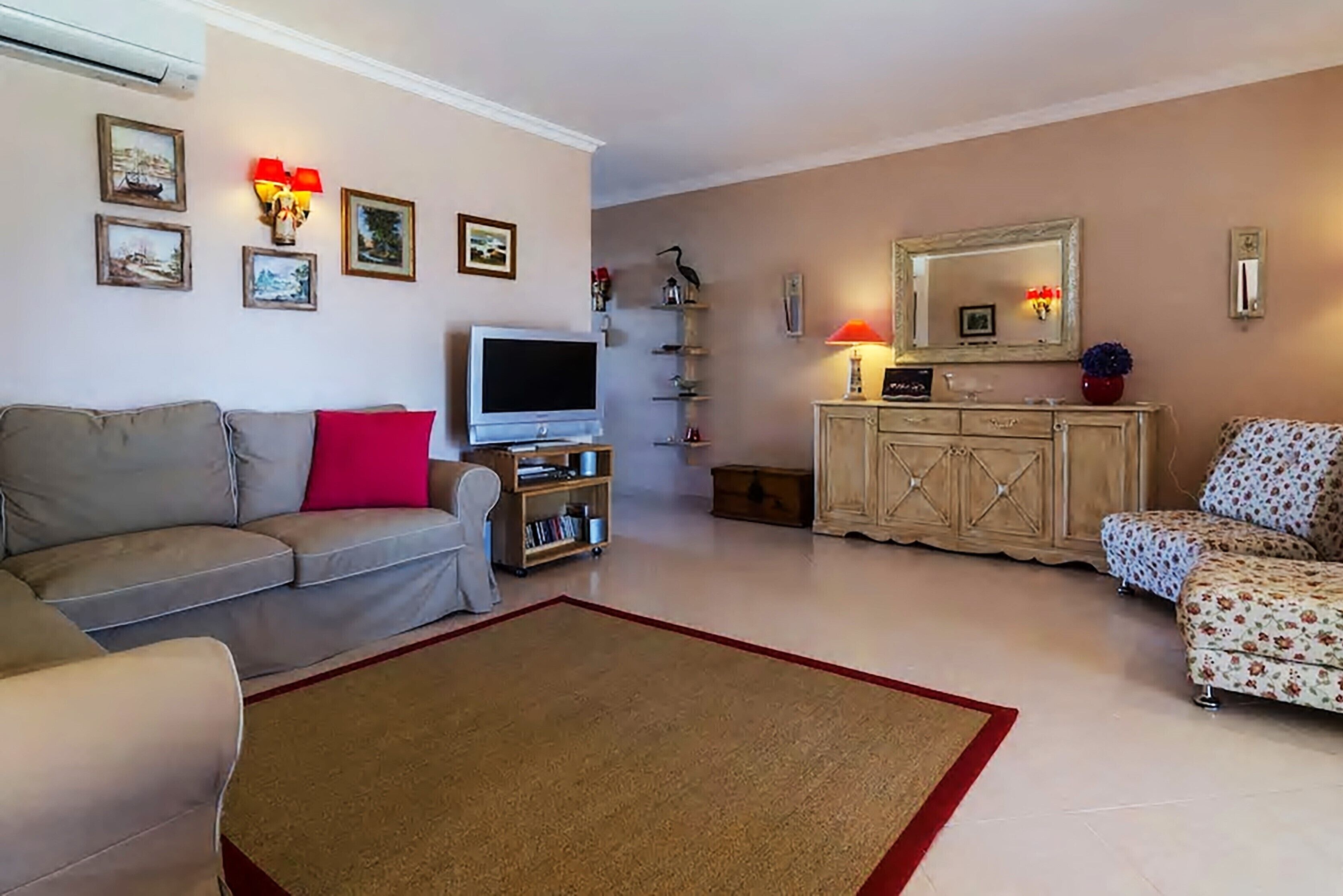 Seaview at Vila da Praia - Near the beach and also very close to Alvor village