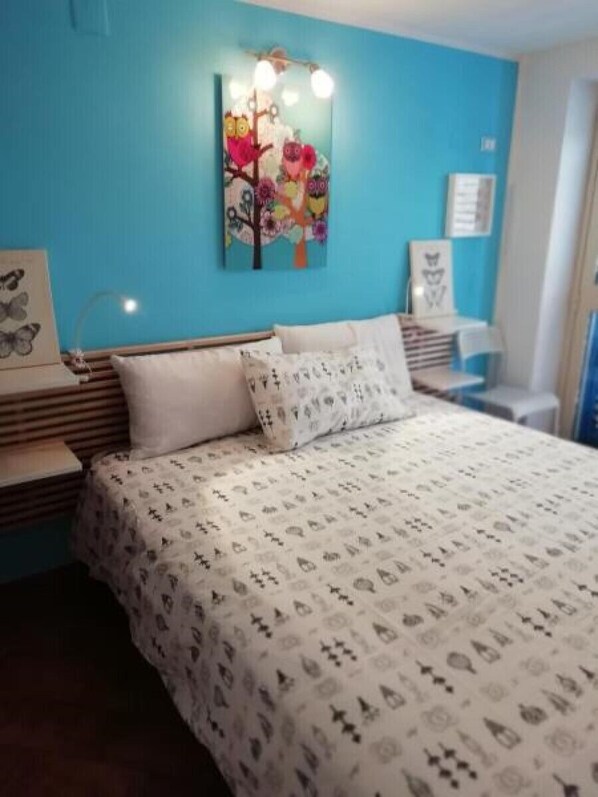 1 غرفة نوم ومكواة/لوح كي وواي فاي