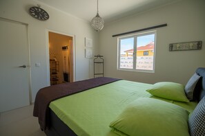 3 Schlafzimmer, Zimmersafe, Bügeleisen/Bügelbrett, kostenloses WLAN