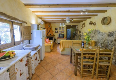 COTTAGE "C'ANTONIA AND MANUEL"