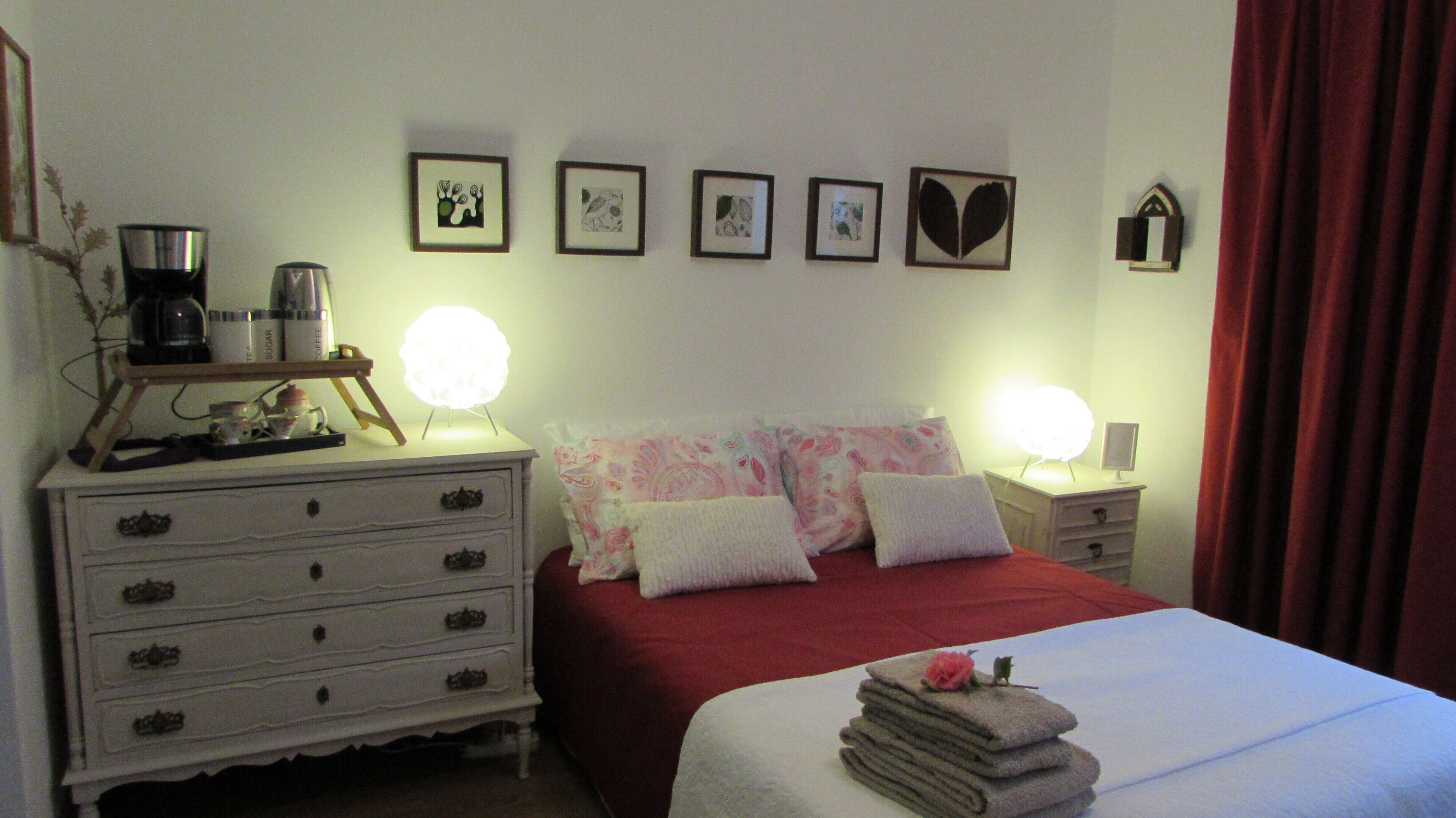 Room / Suite in detached villa