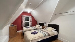 2 Schlafzimmer, Bügeleisen/Bügelbrett, Reisekinderbett, kostenloses WLAN