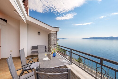 Villa Arca Adriatica****Sea View Apartment Gajeta