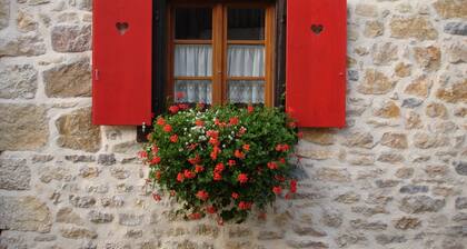 Charming Cottage La Maisonnette Coquette