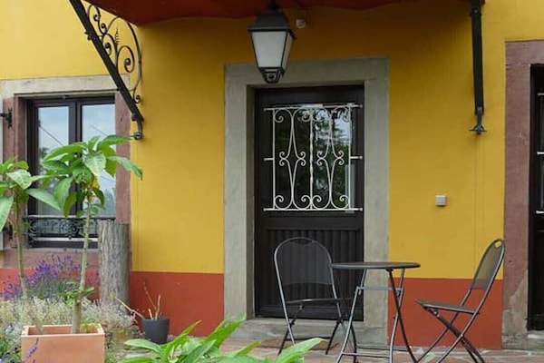 L'accès à notre habitation se fait également par la terrasse commune