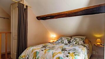 2 chambres, fer et planche Ă repasser, Wi-Fi gratuit, draps fournis