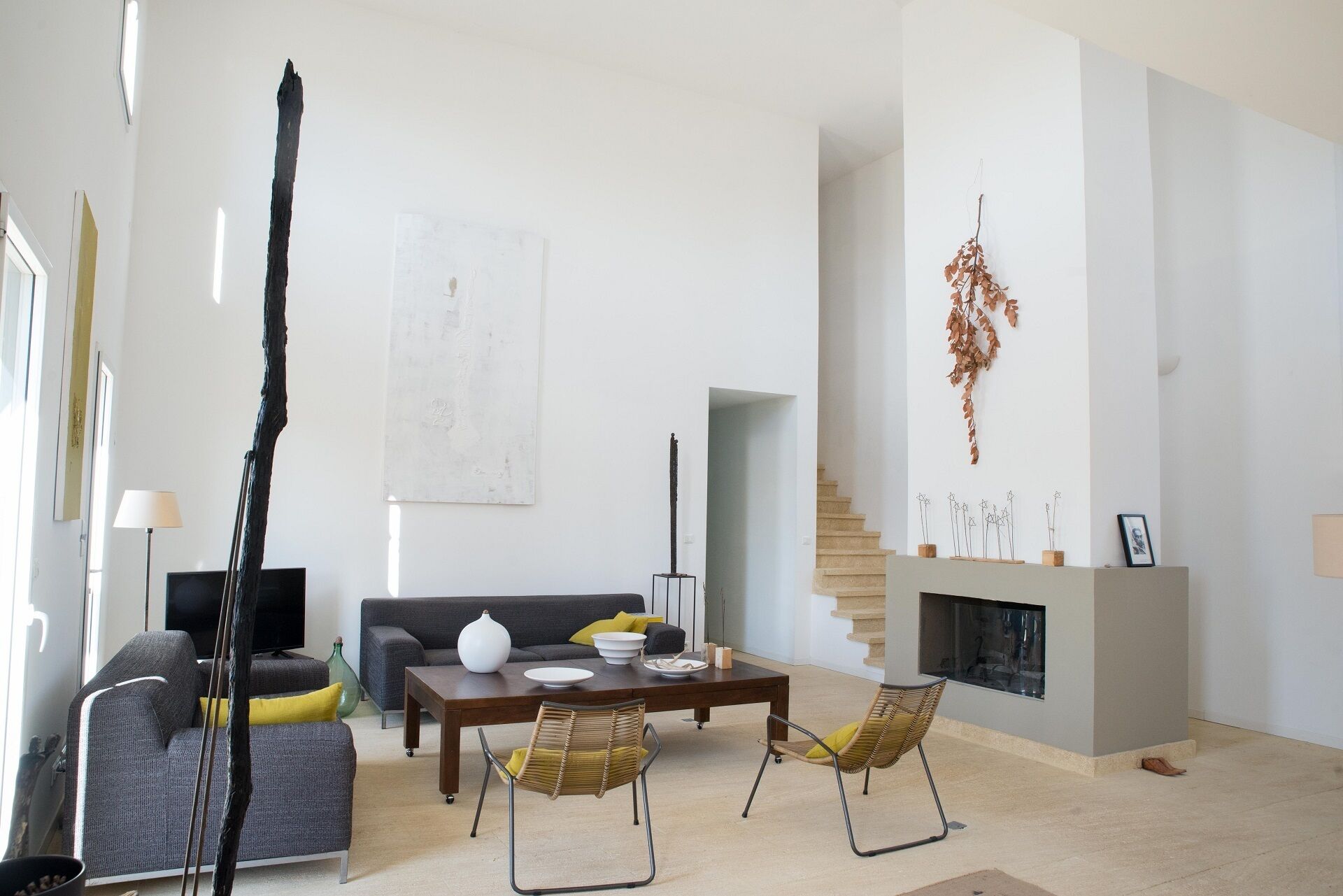 电视、壁炉、办公室