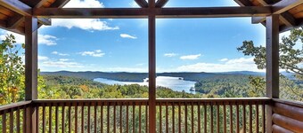 Home Run View - Stunning Carter's Lake Views/