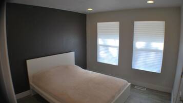 3 Schlafzimmer, Bügeleisen/Bügelbrett, WLAN