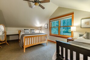 1 bedroom, iron/ironing board, free WiFi, bed sheets