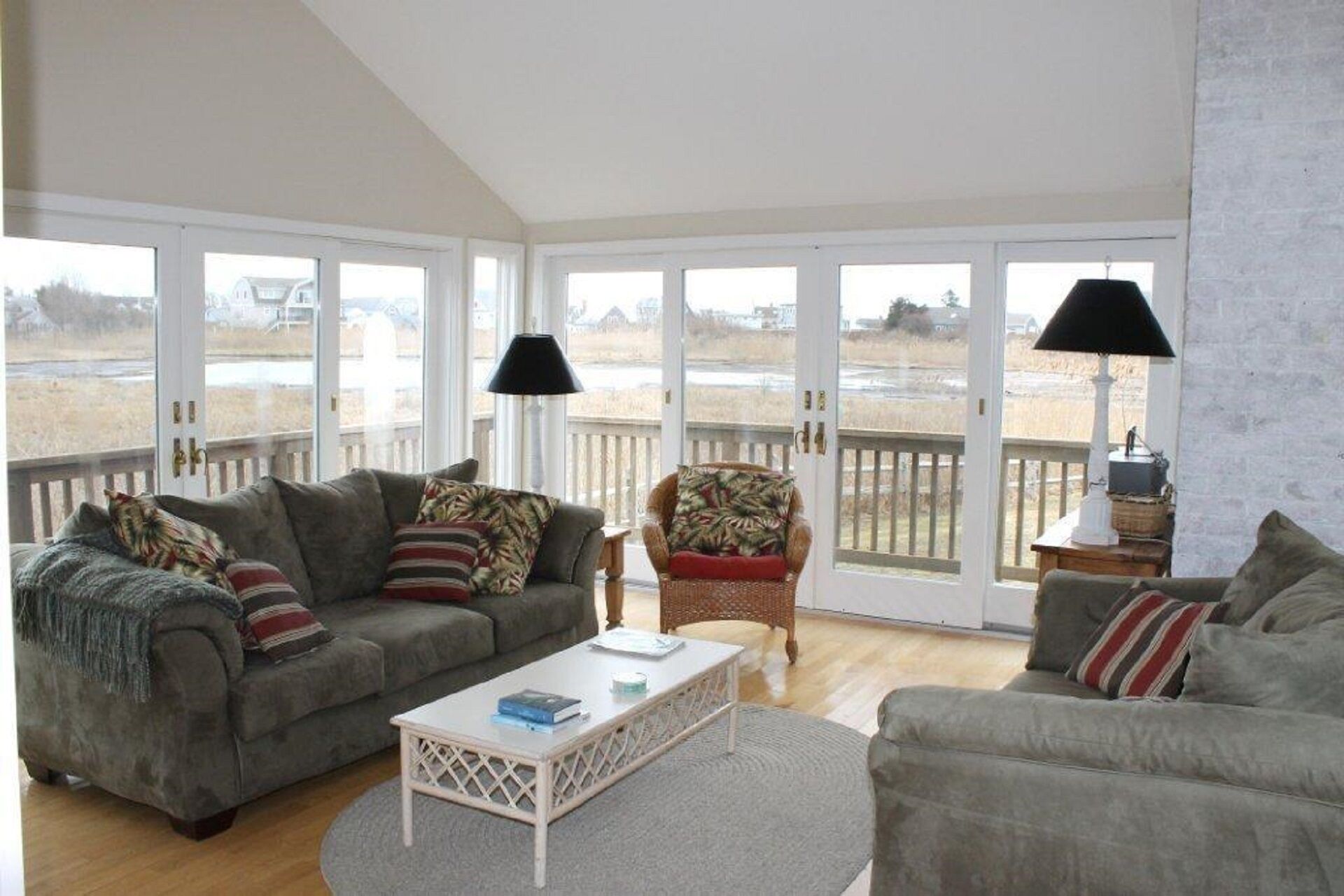 Marsh Front Beautiful Updated Home Walk To Beach And Town