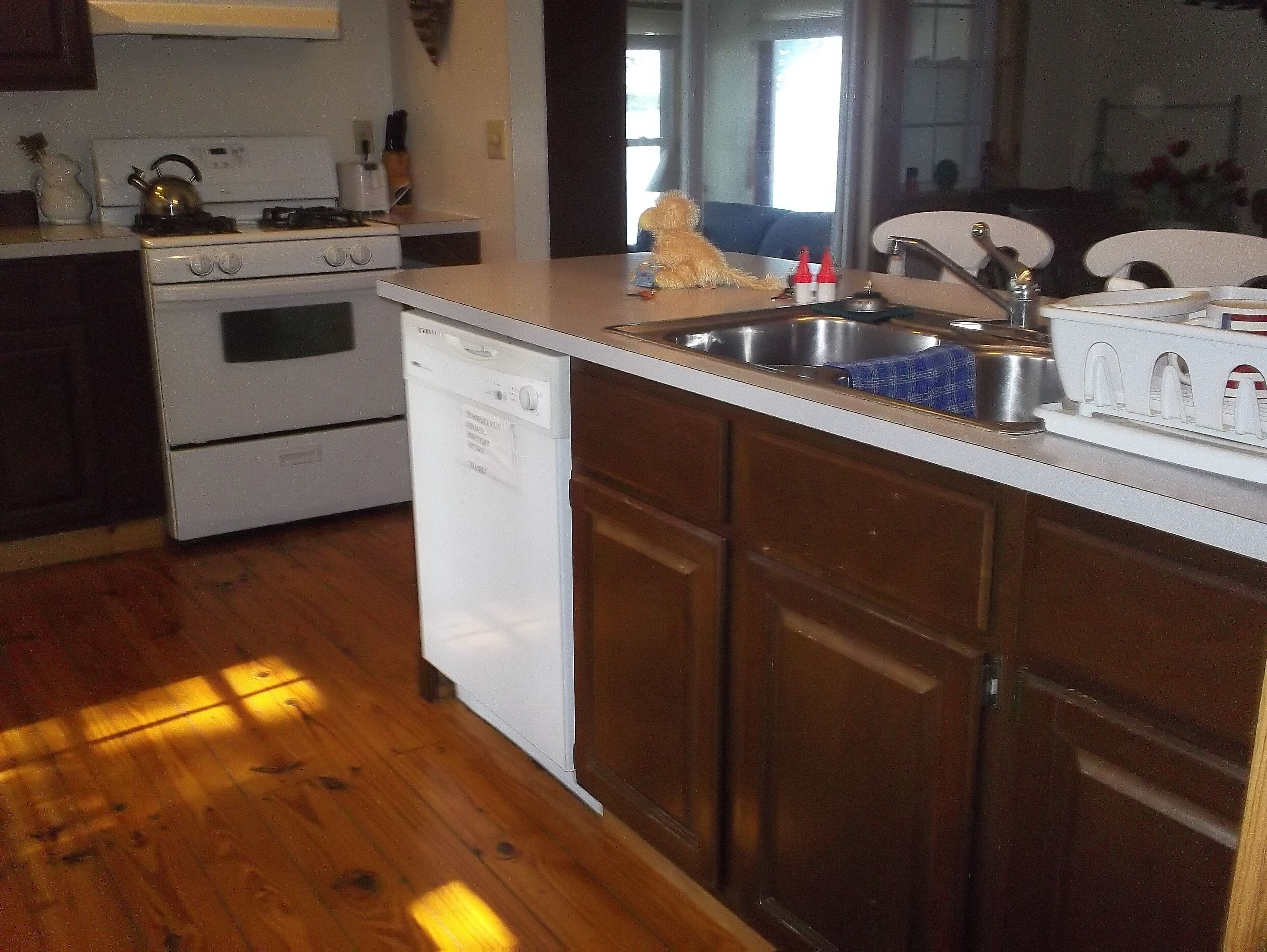 Red Cottage On Sodus Bay<br>Dog Friendly<br>Sleeps 8