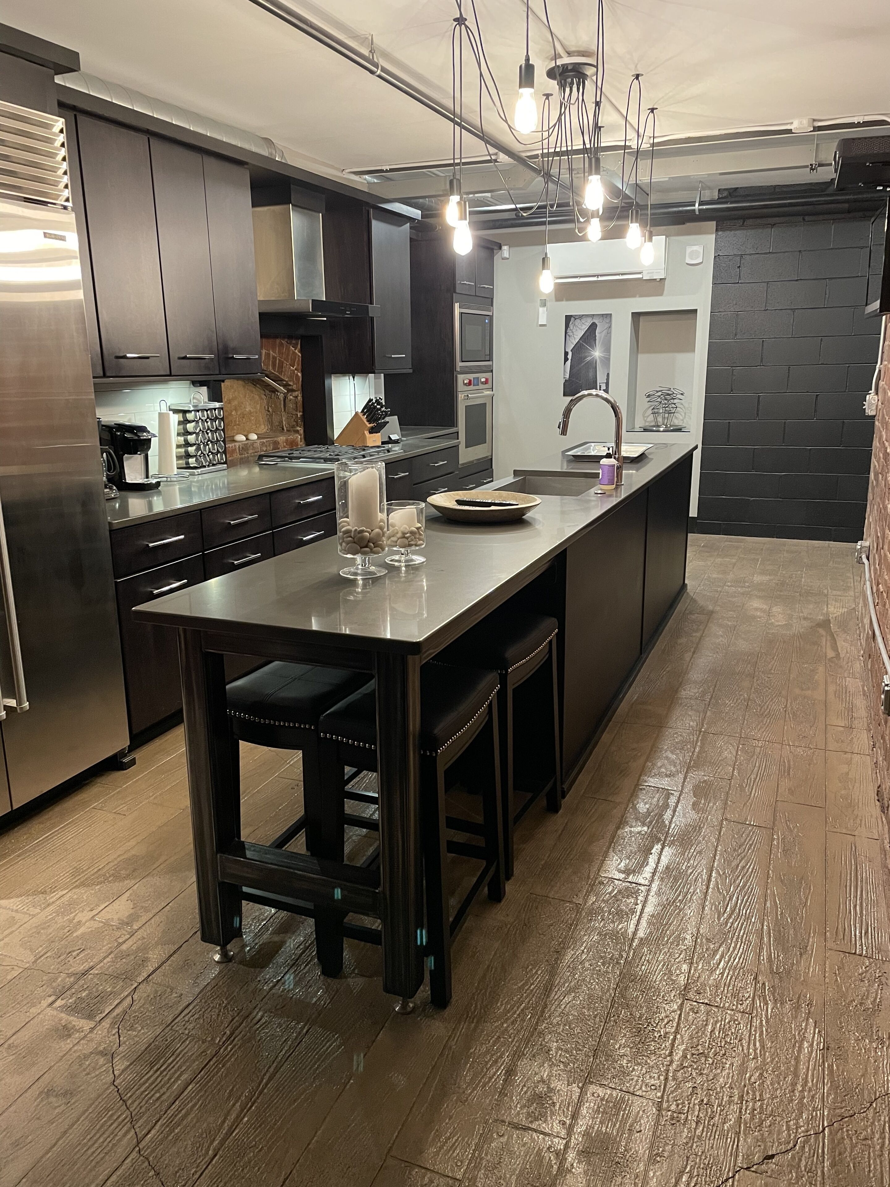 Great spot downtown! Renovated Historic Building