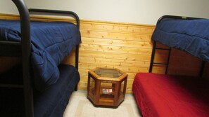 3 chambres, Wi-Fi, literie fournie, accessible en fauteuil roulant